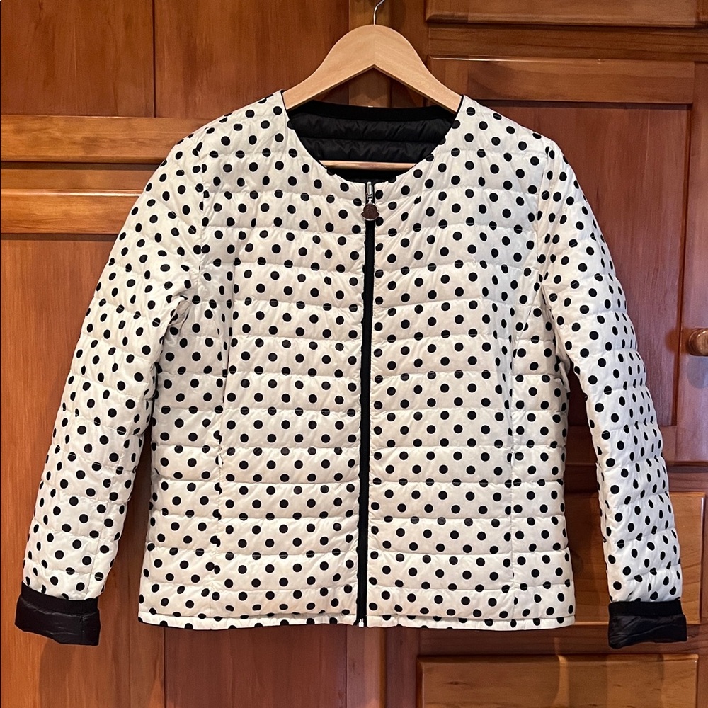 Moncler Reversible Black/Polka Dot Puffer Jacket Size 4 / US XL
